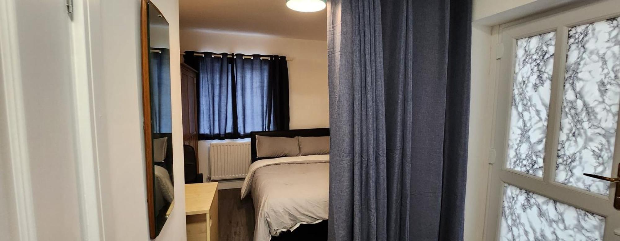 White House Ensuite Double Bedroom Уоррингтон Экстерьер фото